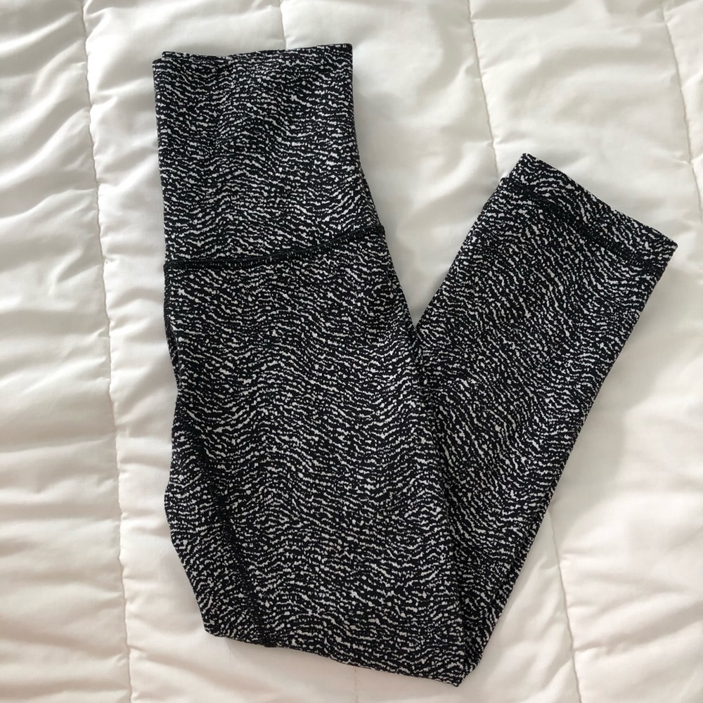 Lululemon Wunder Under Crop Patterned - image 1